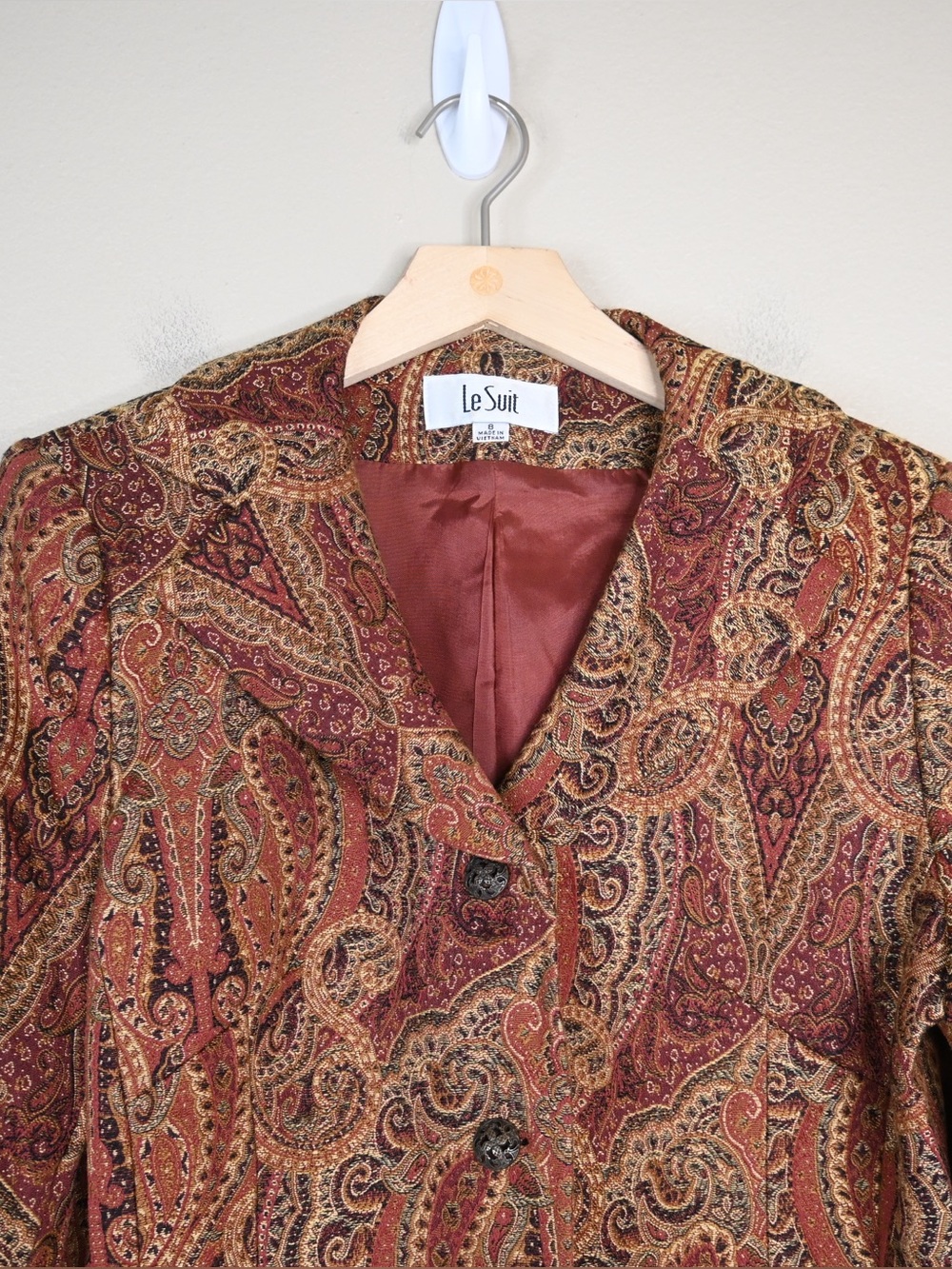 Le Suit Women's 8 Rust Gold Tapestry Paisley Print Three Button Blazer - Picture 3 of 8